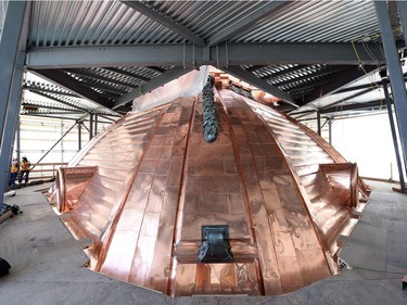 The Saskatchewan Legislature Dome during the renewal project.  The project has used 12,700 kilograms of copper, worth $100,000 while the entire restoration project cost is approximately $21 million.