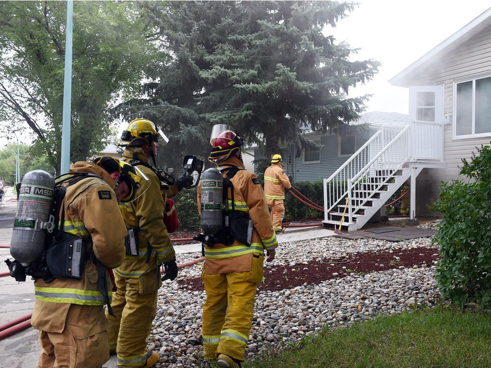 Photos Regina firefighters respond to house fire in Eastview Regina