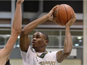 On Saturday, University of Regina guard Brandon Tull scored 22 points to move into 16th place on the Cougars' all-time scoring list.