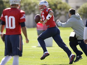 New England Patriots quarterback Tom Brady (with ball) returns from his Deflategate suspension this weekend.