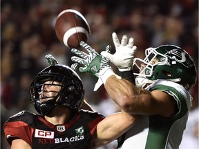 Despite tight coverage by the Ottawa Redblacks' Antoine Pruneau, the Saskatchewan Roughriders' Rob Bagg made a spectacular touchdown catch late in the fourth quarter of Friday night's CFL game.