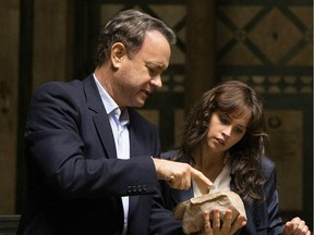 Tom Hanks and Felicity Jones in Inferno.