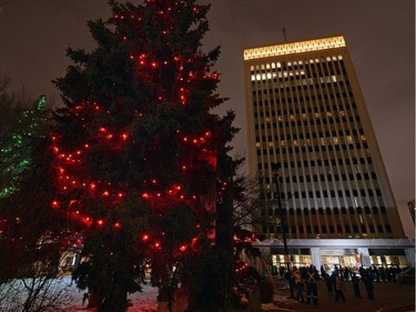 Cold weather did not dampen the spirits at the annual Light the Lights event at City Hall Tuesday evening.