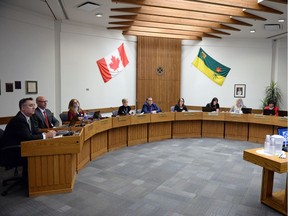 Regina Public School Board members meet on Nov. 29, 2016.