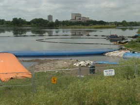 In 2007, 6,000 litres of fluid leaked into Wascana Lake and took over a year to clean out of the lake.