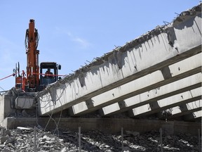 Crews continue the bridge work of the southbound lanes of the Ring Road over Victoria Avenue in Regina.