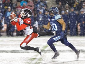The Calgary Stampeders' Kamar Jorden makes a spectacular catch for a 37-yard gain during Sunday's Grey Cup game against the Toronto Argonauts.