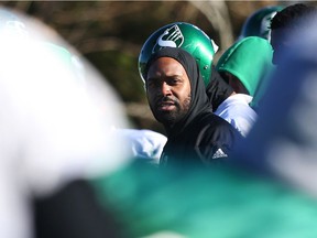 Kevin Glenn of the Saskatchewan Roughriders practices in Ottawa, November 17, 2017.