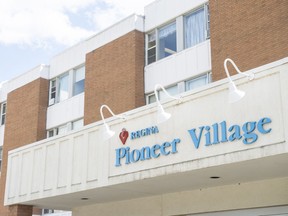 The water advisory has been lifted at Regina Pioneer Village, the largest seniors' complex in the province.