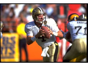 Steve Walsh, shown with the New Orleans Saints in 1991, is the Saskatchewan Roughriders' new quarterbacks coach.