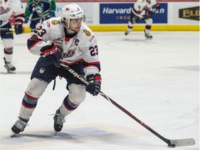 Regina Pats captain Sam Steel will face off against former Canadian world junior teammate Robert Thomas of the Hamilton Bulldogs in Game 1 of the Memorial Cup in Regina on Friday.
