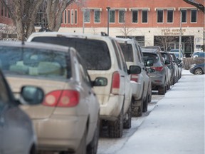 REGINA, SASK : December 5, 2018  -- St. John Street, just south of the Regina General Hospital, is full of cars along the one side of the street that allows parking. BRANDON HARDER/ Regina Leader-Post