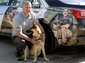 Chris Siddons and his service dog Sierra.