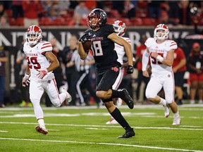 The Riders signed receiver Justin McInnis, the sixth overall pick in the 2019 CFL draft.