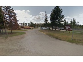 The Pine Grove Correctional Centre is seen from the street via Google Street View.