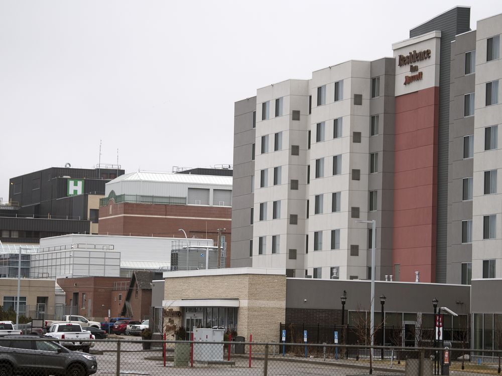 Sask. hotels preparing to house patients if hospitals reach capacity