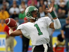 Henry Burris, shown with the Saskatchewan Roughriders in 2004, is among the 2020 enshrinees into the Canadian Football Hall of Fame.