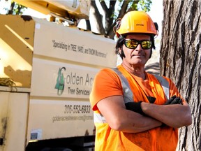 During the pandemic period, entertainer Rory Allen has been spotted while helping out the Golden Acres Tree Service.