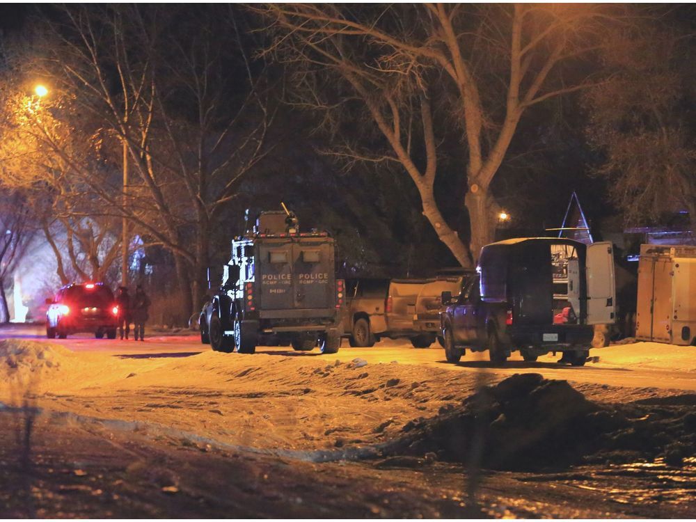 Members of the RCMP’s Emergency Response Team (ERT) were on scene in the village of Dinsmore on the evening of Jan. 6, 2020. Police were responding to a report that a man had made threats online. Police also said the man had barricaded himself inside a home with weapons. He was taken into custody shortly after midnight on Thursday, and sent to hospital for treatment and a mental health assessment. (Christian Moulding/West Central Online)