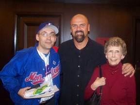 Don Rice, left, and his mother, Ruby Rice, flank Larry Walker in March of 2014 during a 20-year reunion of the 1994 Montreal Expos.