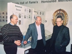 Ed Staniowski (left) with Glenn Hall (centre) and Johnny Bower at the Saskatchewan Sports Hall of Fame on Dec. 15, 2000.