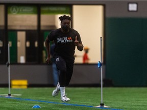 SASKATOON, SK--APRIL 6/2021 - 0407 news covid - Defensive back Nelson Lokombo runs a 40 yd. dash. Lokombo is one of three U of S Huskies athletes working out for CFL scouts during a mini draft combine. Photo taken in Saskatoon, SK on Tuesday, April 6, 2021. (Saskatoon StarPhoenix/Matt Smith)