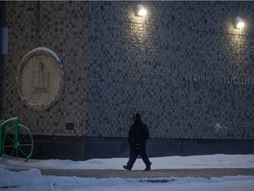 REGINA, SASK : January 6, 2022-- A pedestrian walks downtown during a cold weather warning on Thursday, January 6, 2022 in Regina. The city continued in the clutches of extreme temperatures, with a warning from Environment Canada, The windchill was expected to hover near minus 50 C Thursday evening and minus 40 C by Friday morning. Warmer temperatures are forecast for Monday. KAYLE NEIS / Regina Leader-Post