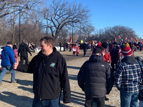 Der konservative Abgeordnete für Regina-Qu'Appelle, Andrew Scheer, nahm am Samstag an einer Kundgebung zur Unterstützung von Truckern teil, die gegen Impfmandate im Saskatchewan Legislative Building in Regina waren.  29. Januar 2022.