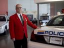 Pensiunan Polisi Robert Smart memahami lebih baik daripada kebanyakan ikatan antara RCMP dan komunitas yang dilayaninya.