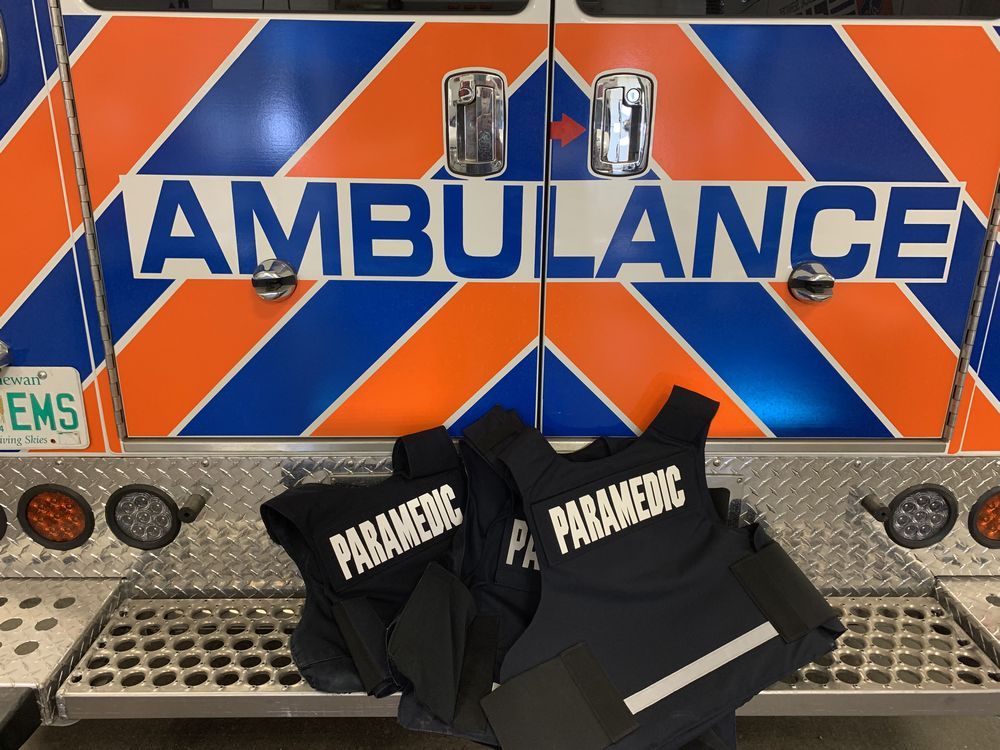 Under 2024 armour paramedic