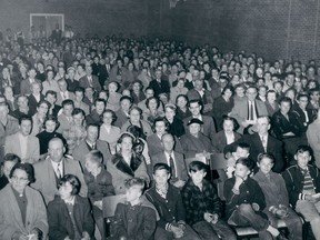 A crowd gathers at the Yorkton Film Festival in 1952.