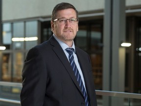 Dr. Doug Brothwell