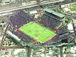Aerial view of Taylor Field during the 1995 Grey Cup game, in which the Baltimore Stallions defeated the Calgary Stampeders 37-20.