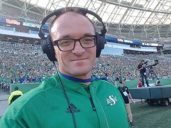 Michael Ball Living The Dream As The Voice Of The Roughriders – 6park 