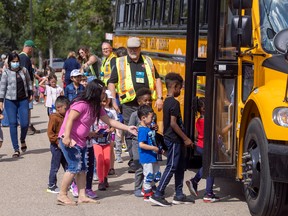 Regina faculties following province’s steerage as youngsters return to class Regina faculties following province’s steerage as youngsters return to class