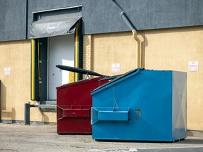 Metropolis poised to control enterprise, business, institutional waste Metropolis poised to control enterprise, business, institutional waste