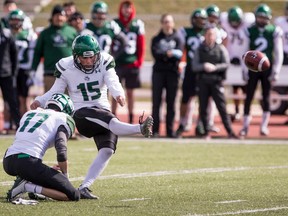 David Solie (15), a placekicker/punter with the University of Saskatchewan Huskies, has signed with the Saskatchewan Roughriders.