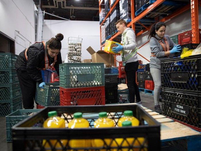 Regina Food Bank To Provide Holiday Meals To 10 000 People This Year   Food Bank 20231219 03 