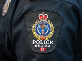 Regina police crest.