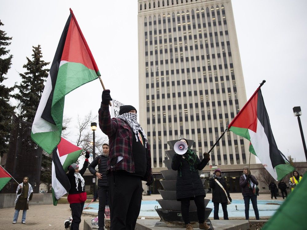 pro-palestine rally at regina city hall