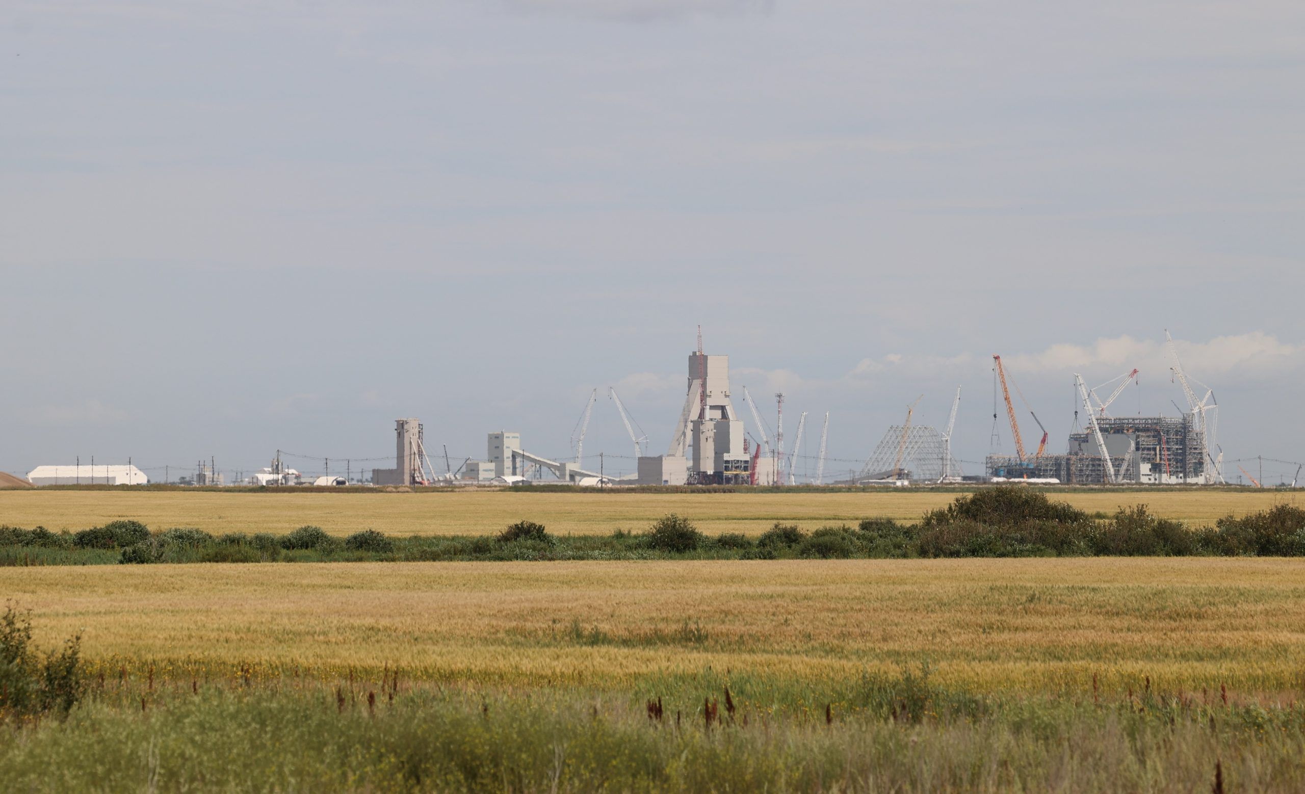 Two major mining takeovers before 2006 sparked public backlash so severe that it could hamper the Anglo Teck deal now. Read more.