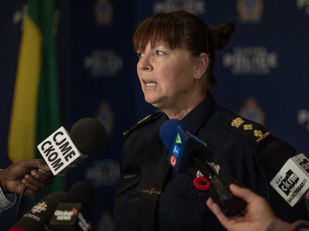 The third caller, who trick-or-treated in Glen Elm, reported finding a thin piece of "brass-coloured" metal in an Aero bar, says RPS.