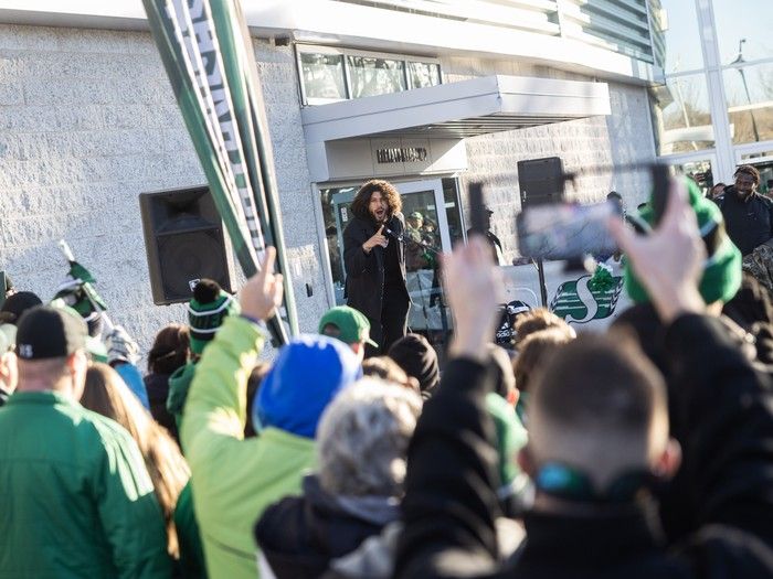 Diehard fans gathered in front of Mosaic Stadium to show their Rider Pride as the team left for the CFL's championship in Winnipeg.