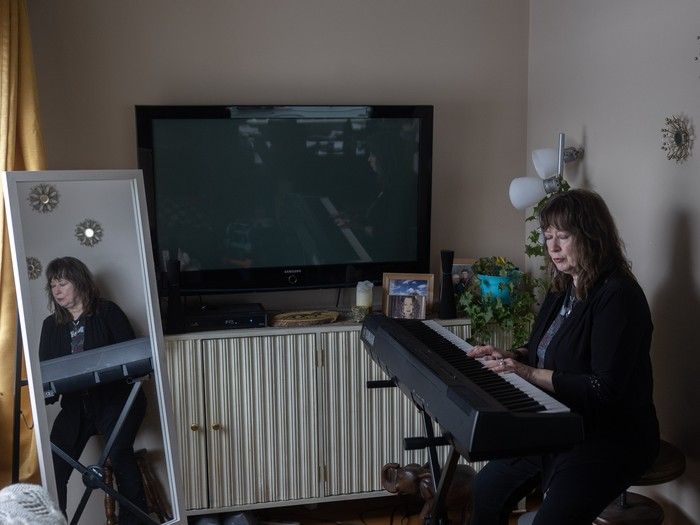 Singer Casey Stone is scheduled to perform during a Christmas Cheer Fund fundraising event on Wednesday at Bonzzini’s Brew Pub.