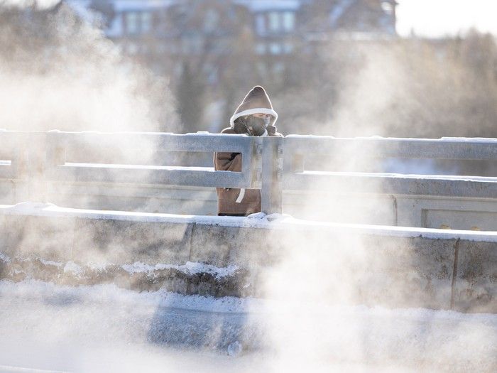 Frigid weather in recent days saw more than a dozen low-temperature records broken in Saskatchewan, according to Environment Canada.