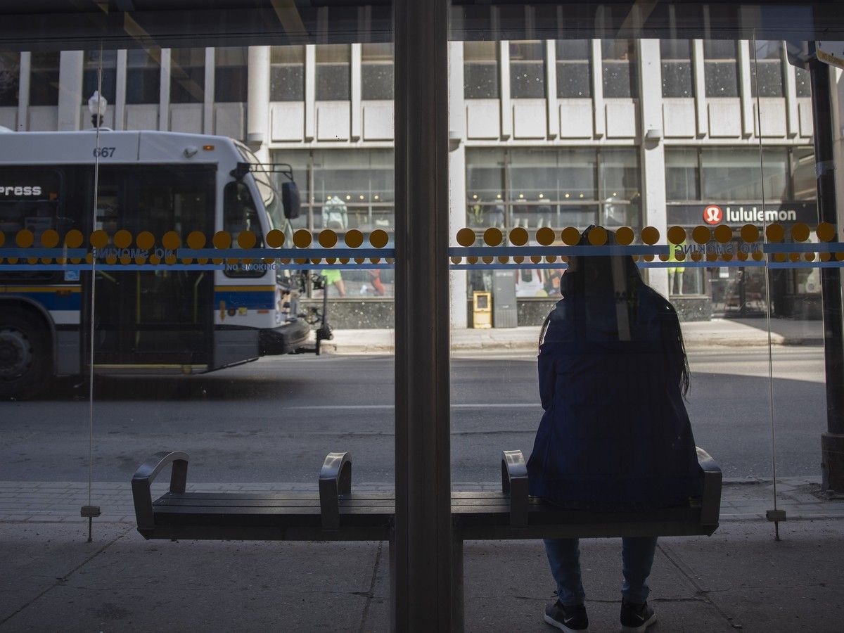 A looming 10-per-cent fare increase for Regina Transit has two more weeks to percolate due to a split of opinions between city councillors.