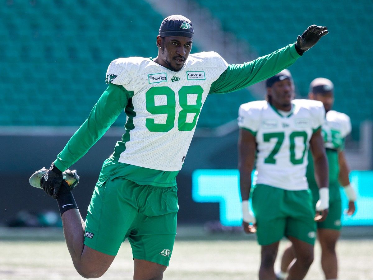 Desmond Evans making case to win Roughriders' vacant defensive end spot