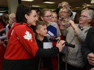 Tessa Virtue meets with excited fans after arriving at London International Airport on Monday February 26, 2018 back from the Olympic games where they won gold in the ice dance MORRIS LAMONT/THE LONDON FREE PRESS /POSTMEDIA NETWORK