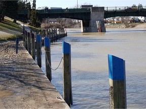 The walkway beside the Thames River in downtown Chatham is shown on Wednesday. (Trevor Terfloth/The Daily News)
