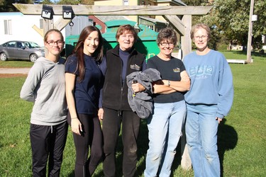 Clean up crew (l-r) MacKenzie Shaw, Becky Ferro, Merilyn McCaan, Clarie Anderson and Barb Higgins.